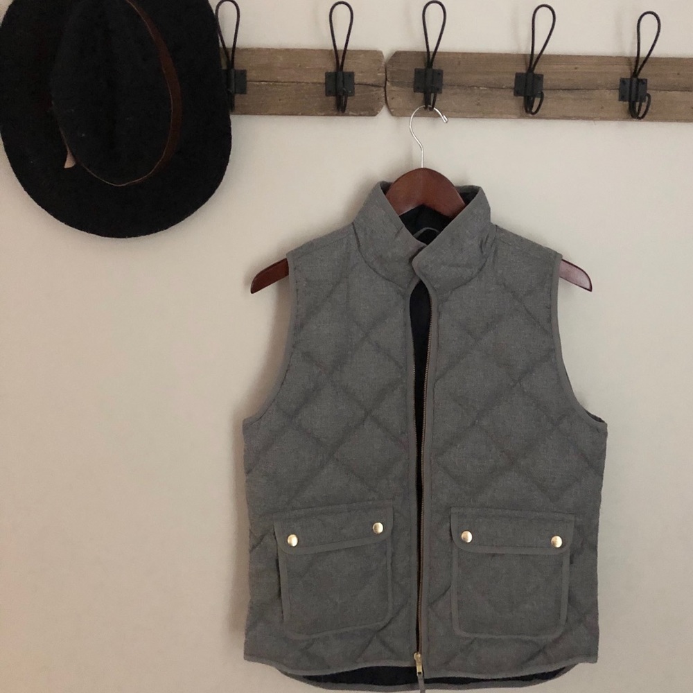 J. Crew excursion quilted vest in flannel